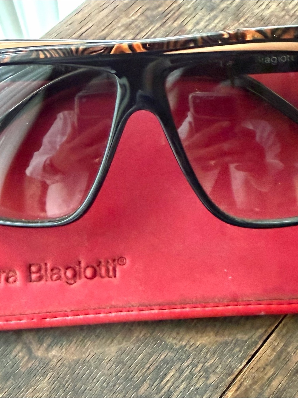 Vtg Laura Biaglotti  Black Tortoiseshell Oversized Sunglasses vintage 80’s case